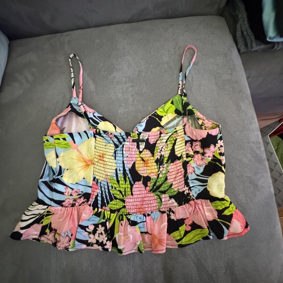 Hurley women’s flowy tank top - Picture 2 of 3